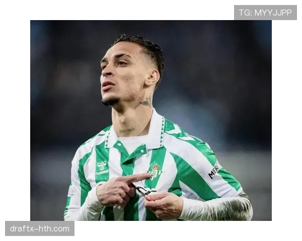 安东尼状态回暖引热议,曼联未来前景备受关注 安东尼状态回暖引热议,曼联未来前景备受关注