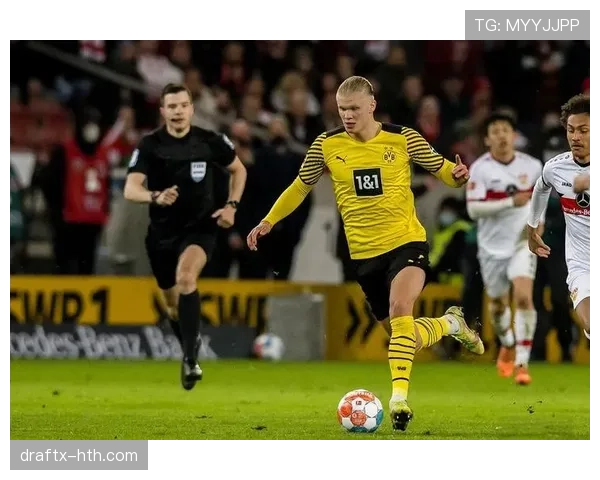 多特蒙德优化转会策略,稳步提升阵容实力与竞争力